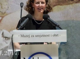 Ministro della Cultura Nina Obuljen Koržinek