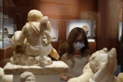 LIFE AND DEATH: Glory of Pompeii