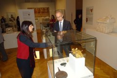 The Etruscan World